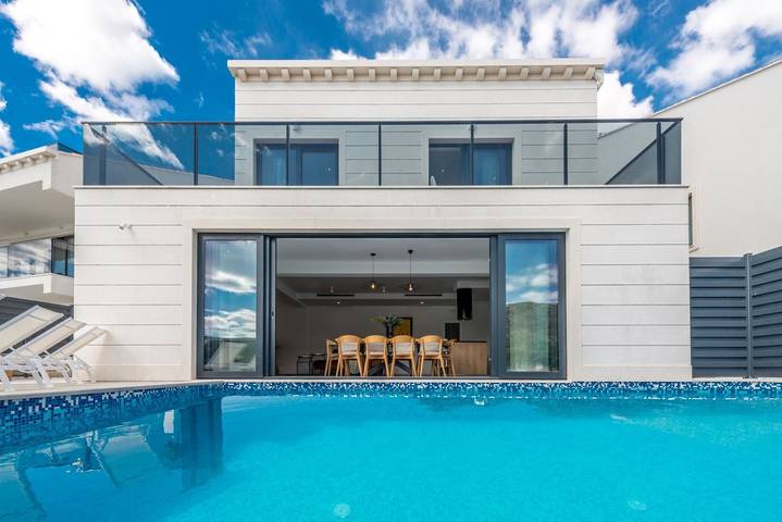 Villa pour 10 personnes, avec jardin à Slano - 4