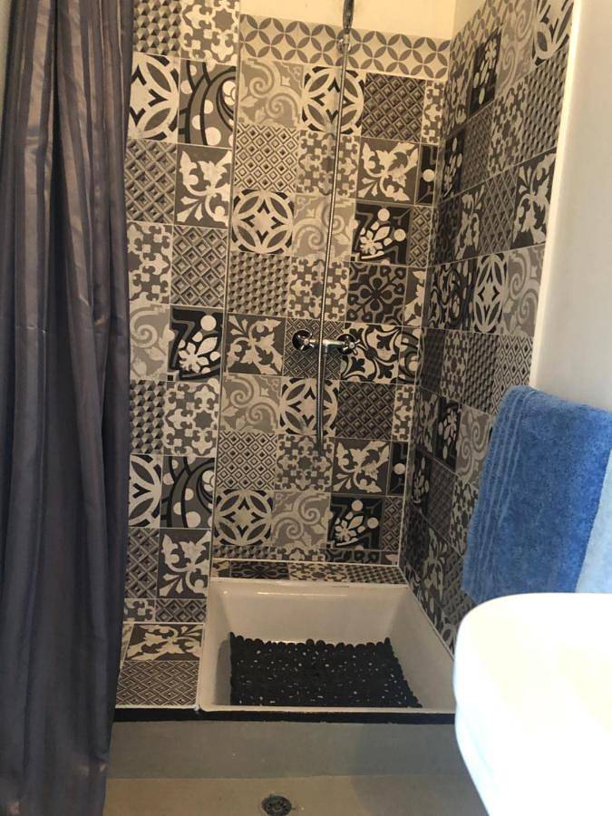 Gîte pour 2 personnes, avec Terrasse et Jardin ainsi que Piscine et Vue à Vic-Fezensac - 2