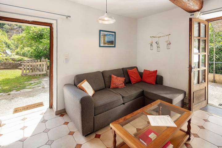 Casa Vacanze 'Maison En Cevennes' con Vista Montagna, Piscina Privata e Terrazza in L'Estréchure, Cevenne
