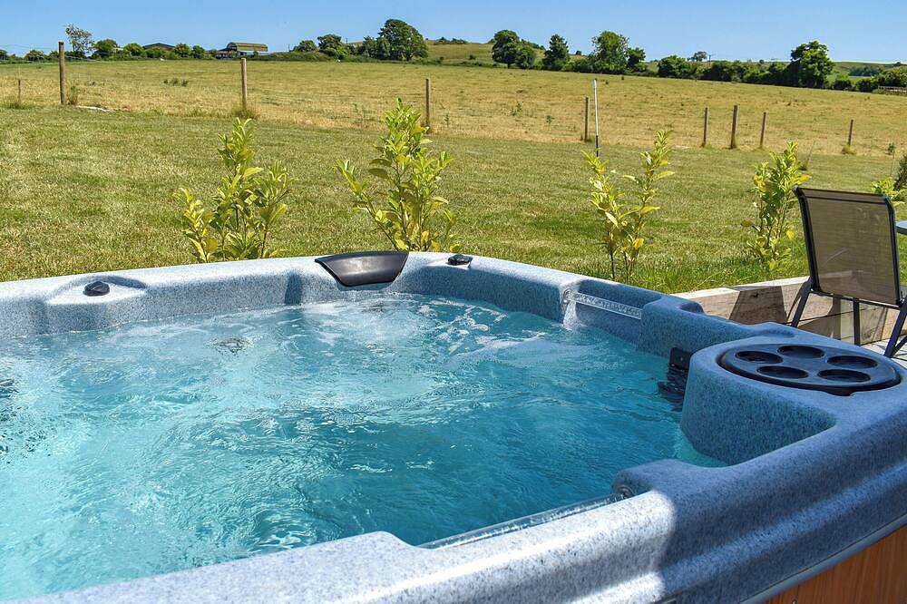 Whitey Top Country Lodge in Dorset
