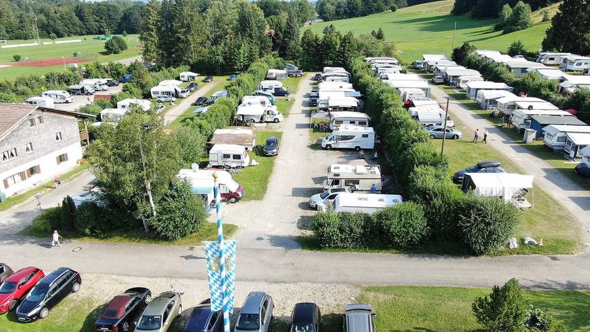 Bungalow für 4 Personen, mit Balkon, kinderfreundlich in Bayern - 2