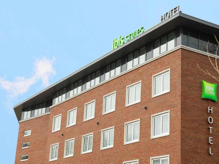 Hotel para 4 personas - 1