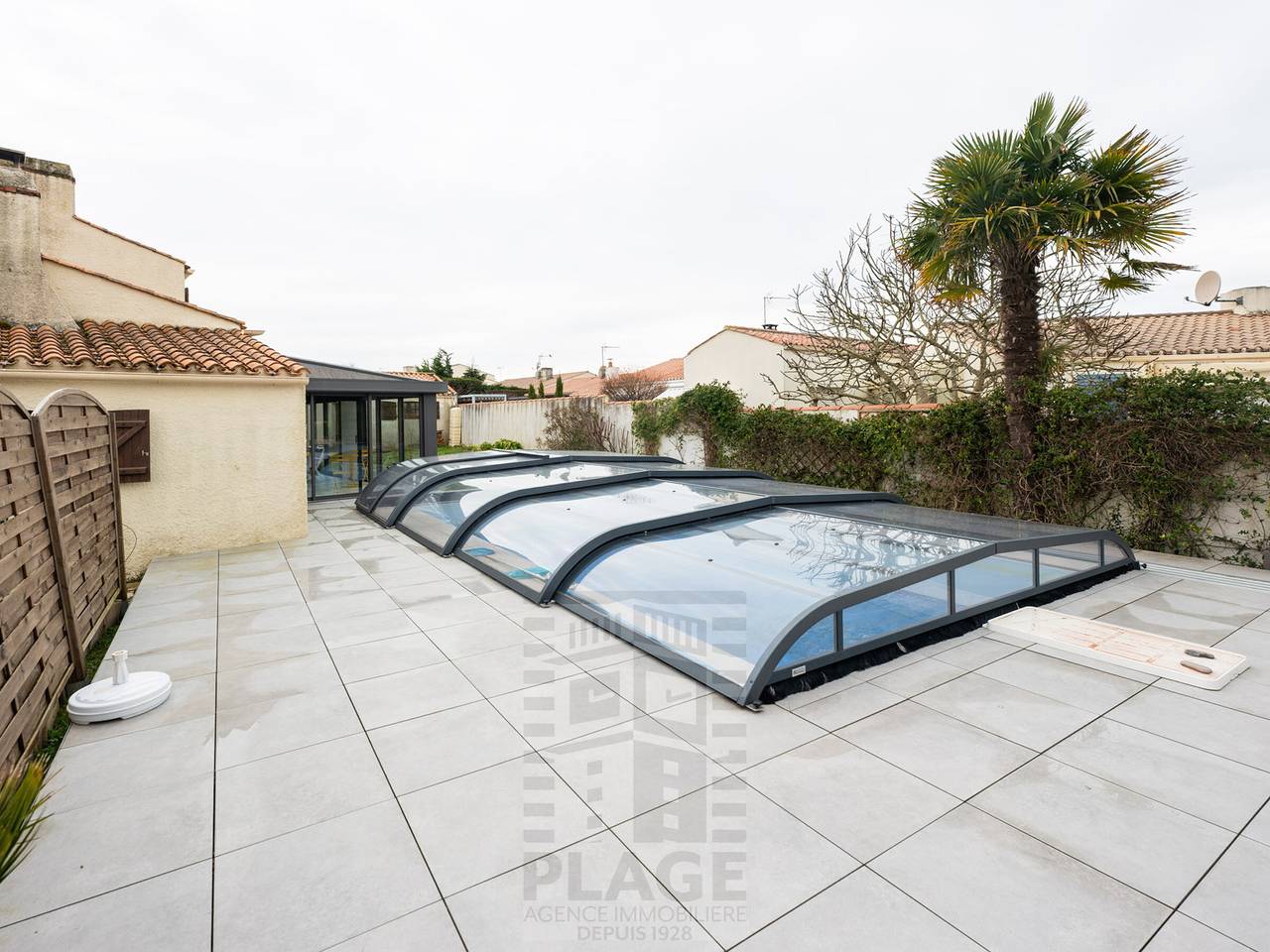 Casa de 3 habitaciones con piscina privada y jardín cerrado in Château-d'Olonne, Vandea