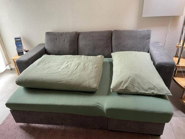 Ferienwohnung für 3 Personen, mit Balkon und Terrasse sowie Garten und Ausblick in Glarus - 2
