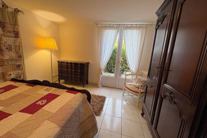 Gîte pour 4 personnes, avec terrasse et jardin à Riez - 3