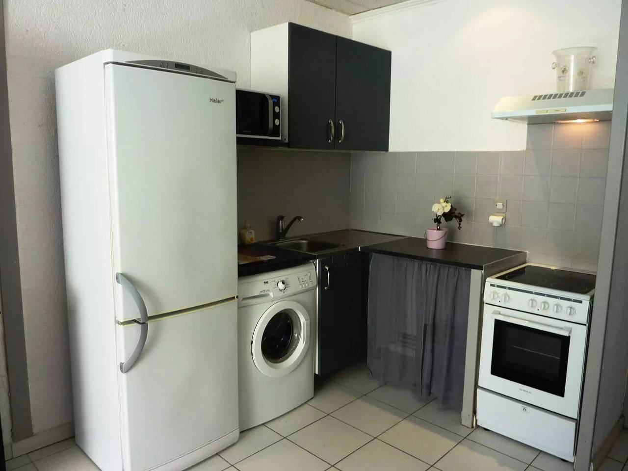 Appartement entier, Spacieux appartement avec Wifi et climatisation in Marseillan, Côte d'Améthyste
