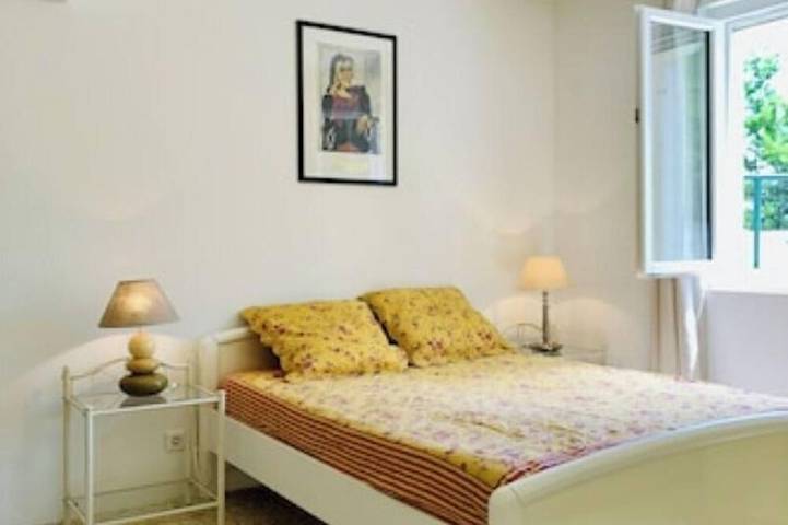 Gîte pour 6 personnes, avec balcon et jardin à Pietracorbara - 2