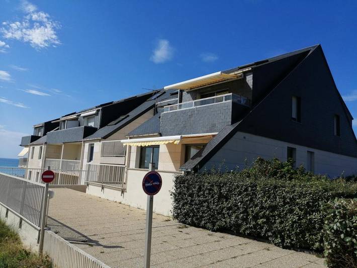 Gîte pour 3 personnes, avec Balcon ainsi que Terrasse et Vue dans Carolles Plage - 3