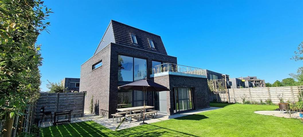 Maison d’hôte pour 10 personnes, avec Balcon et Terrasse ainsi que Jardin et Vue à Ypres