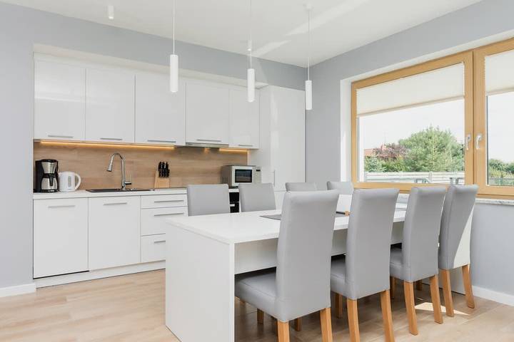 Spacious Apartment for 8 People | Jacuzzi | Sauna | Garden in Kołczewo, Stettiner Haff