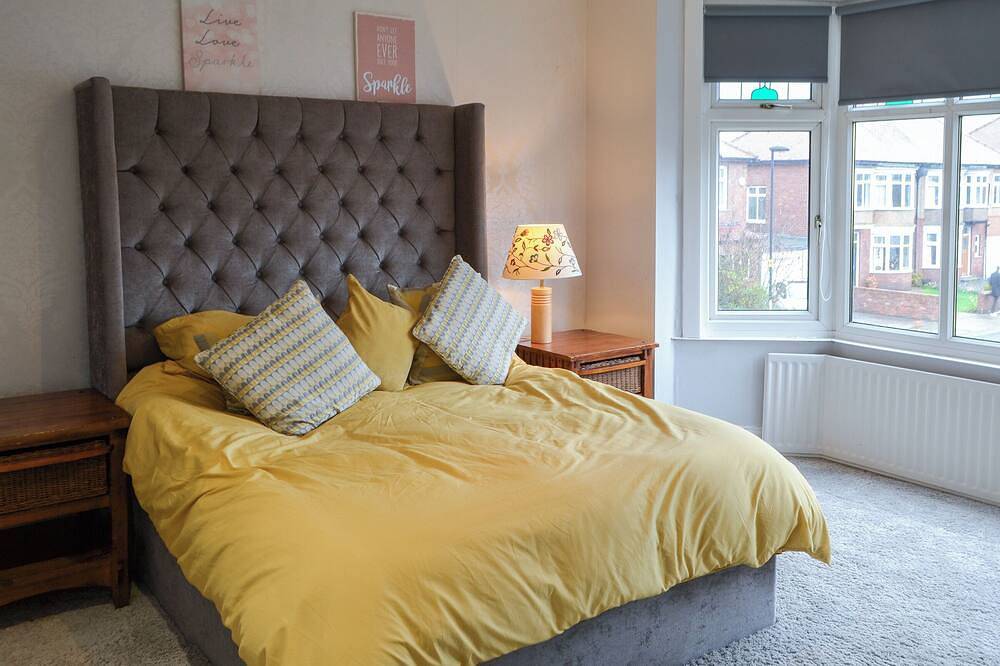 3 bedroom accommodation in Tynemouth in Tynemouth, North Tyneside