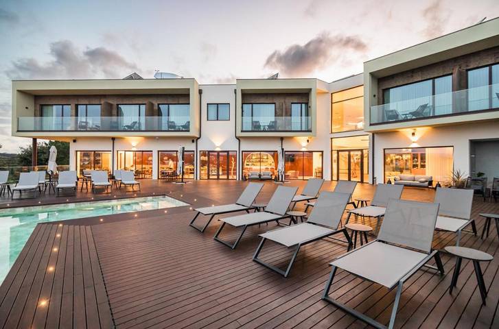 Hotel para 2 pessoas, com jardim e piscina e ainda sauna em Batalha