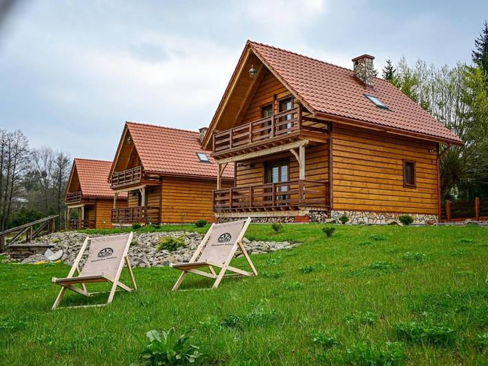 Apartament wakacyjny dla 8 osób, z Balkon i Jacuzzi oraz Taras i Ogród w Rymanów