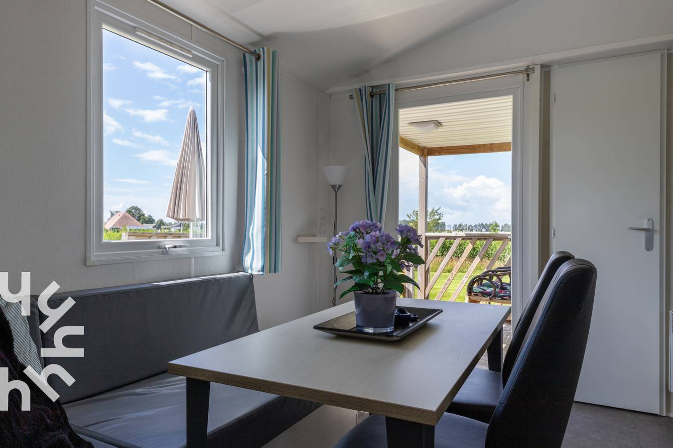 Komfortables 6-Personen-Chalet in Lemmer mit freiem Blick auf das Wasser in Lemmer, Ijsselmeer