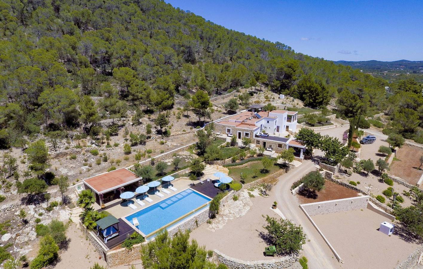 Appartement chic avec piscine et parking près de la plage de s'Arenal in Sant Antoni de Portmany, Ibiza de l'Ouest
