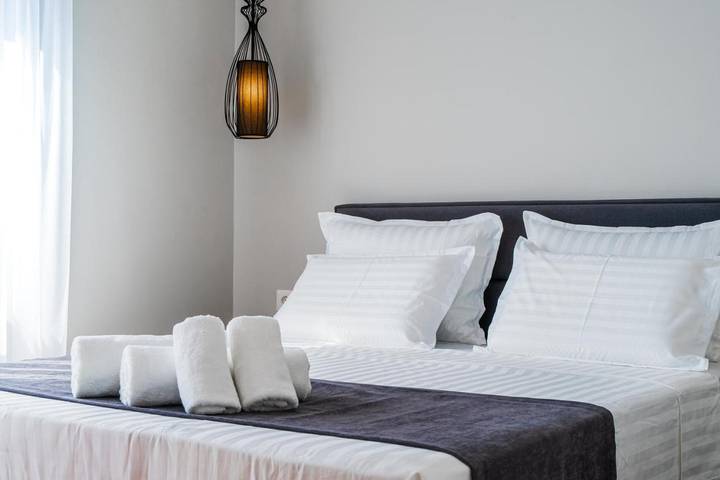 Ferienwohnung für 6 Personen, mit Balkon und Ausblick in Kosovo