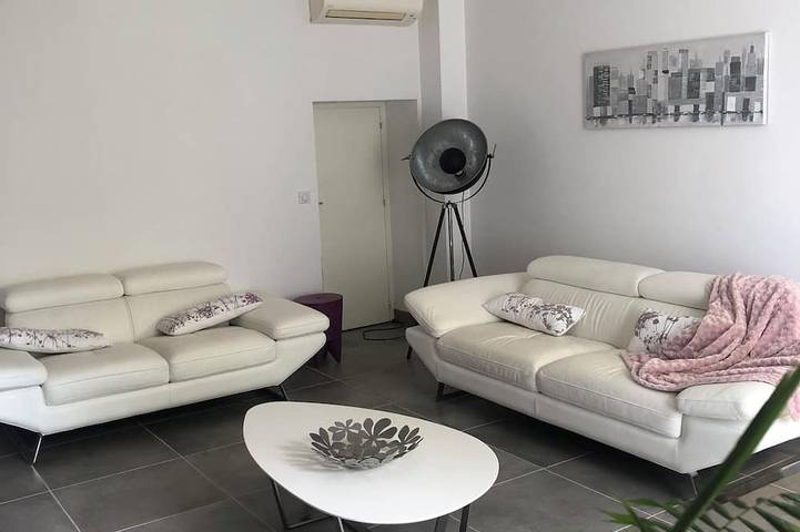 Location de vacances pour 6 personnes, avec Jardin dans Boeil-Bezing