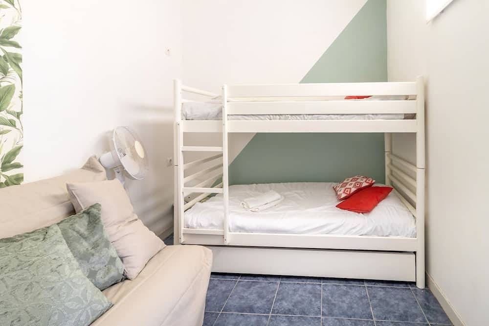 Apartamento entero, Fener de Baix 78.1- Apartamento con terraza in Llansá, Alt Empordà