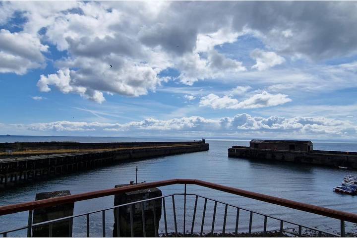 Holiday letting for 5 people, with balcony and ocean view, child-friendly in Scotland