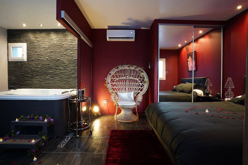 Maison avec piscine chauffée privée et jacuzzi exclusif à 10 min de Toulouse in Montrabé, Toulouse et ses environs