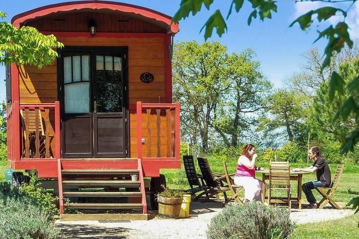 Holiday home for 2 people, with garden and pool - 1