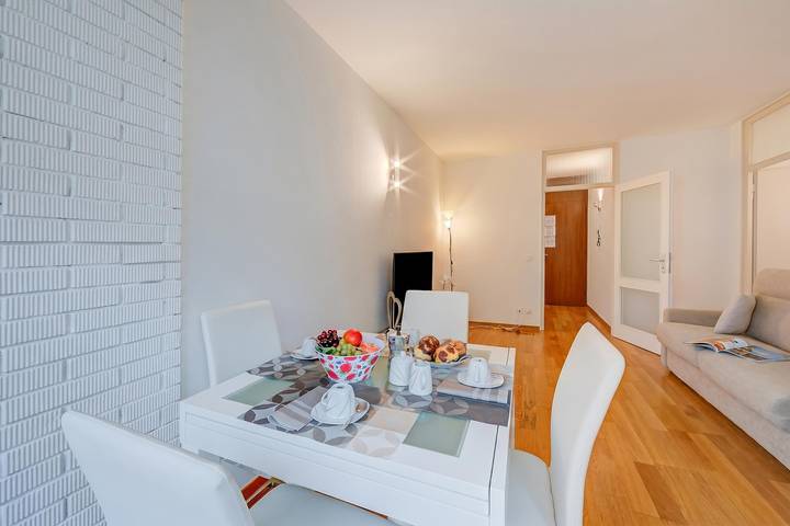 Ferienwohnung für 4 Personen, mit Balkon und Kinderpool in Locarno - 2