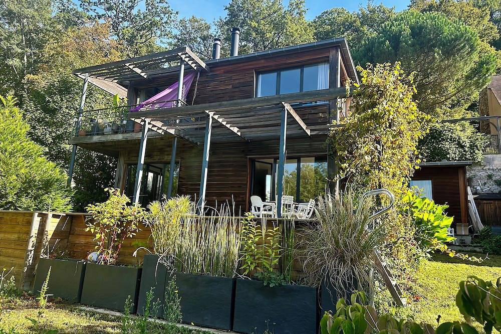\"La Clairière\" for 4 with private pool, on the edge of the Versailles forest in Buc, Yvelines
