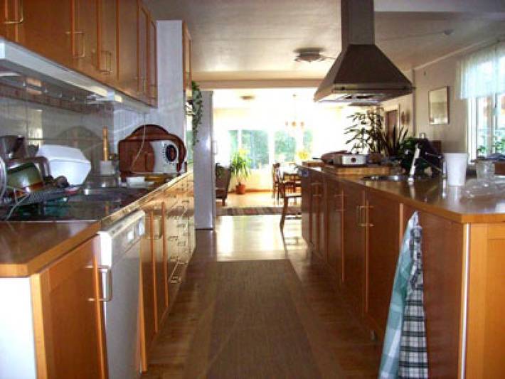 Exklusives Ferienhaus 20 Meter von einem privaten See in Emmaboda und Umgebung