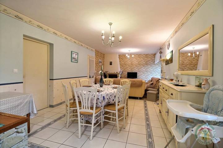 Gîte pour 8 personnes, avec jardin et terrasse à Roz-sur-Couesnon - 3