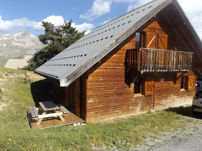 Casa rural para 8 personas, con terraza además de piscina y sauna - 1