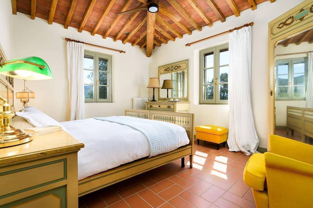 Beautiful 5Bd-5Ba Villa W/Use Of Pool And Beautiful Views In Tuscany-Bolgheri in Bolgheri, Castagneto Carducci
