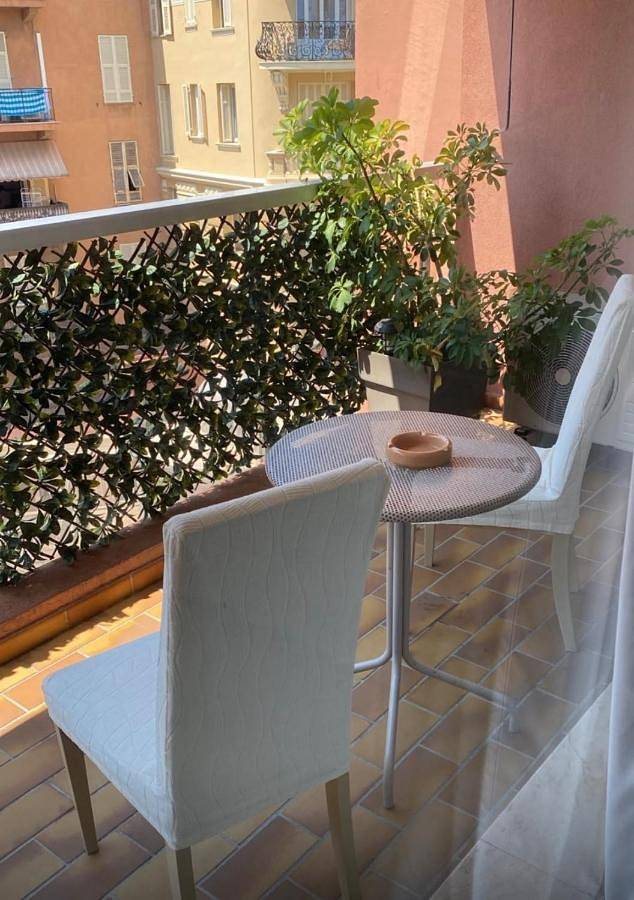 Gîte pour 4 personnes, avec Balcon ainsi que Terrasse et Vue à Monaco