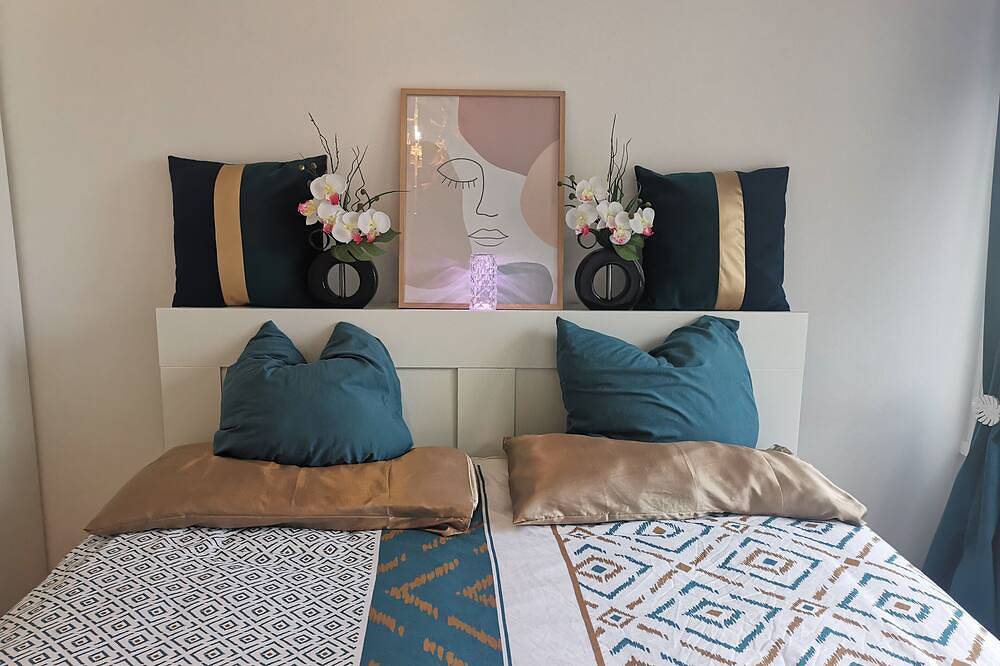 Chambre Cosy Avec Vue Seine, Proche Aéroport Orly - Séjour Idéal à Paris! in Choisy-le-Roi, Valle del Marne