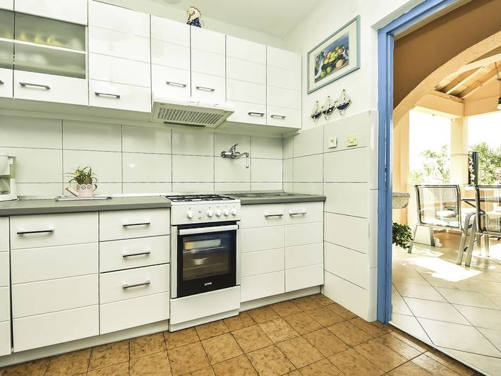 Ferienhaus für 6 Personen, mit Garten und Terrasse auf Pasman - 4