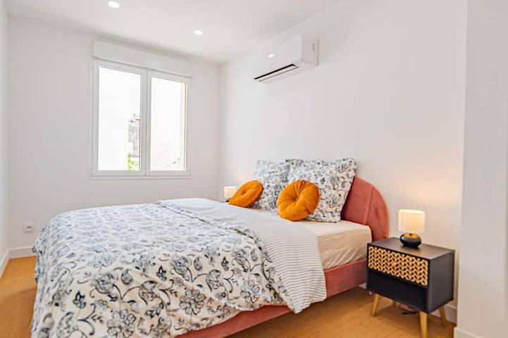 Maison Type Loft Avec Jacuzzi et Terrasse sur les Toits in Libourne, Libourne und Umgebung