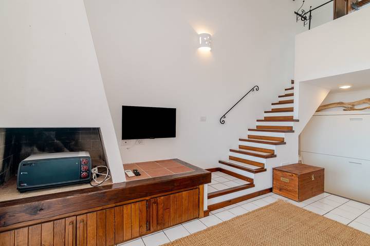 Appartamento intero, Appartamento 'Casa Baia del Faro' con Vista Mare, Terrazza Privata e Aria Condizionata in Palau (villaggio), Palau (Sardegna)