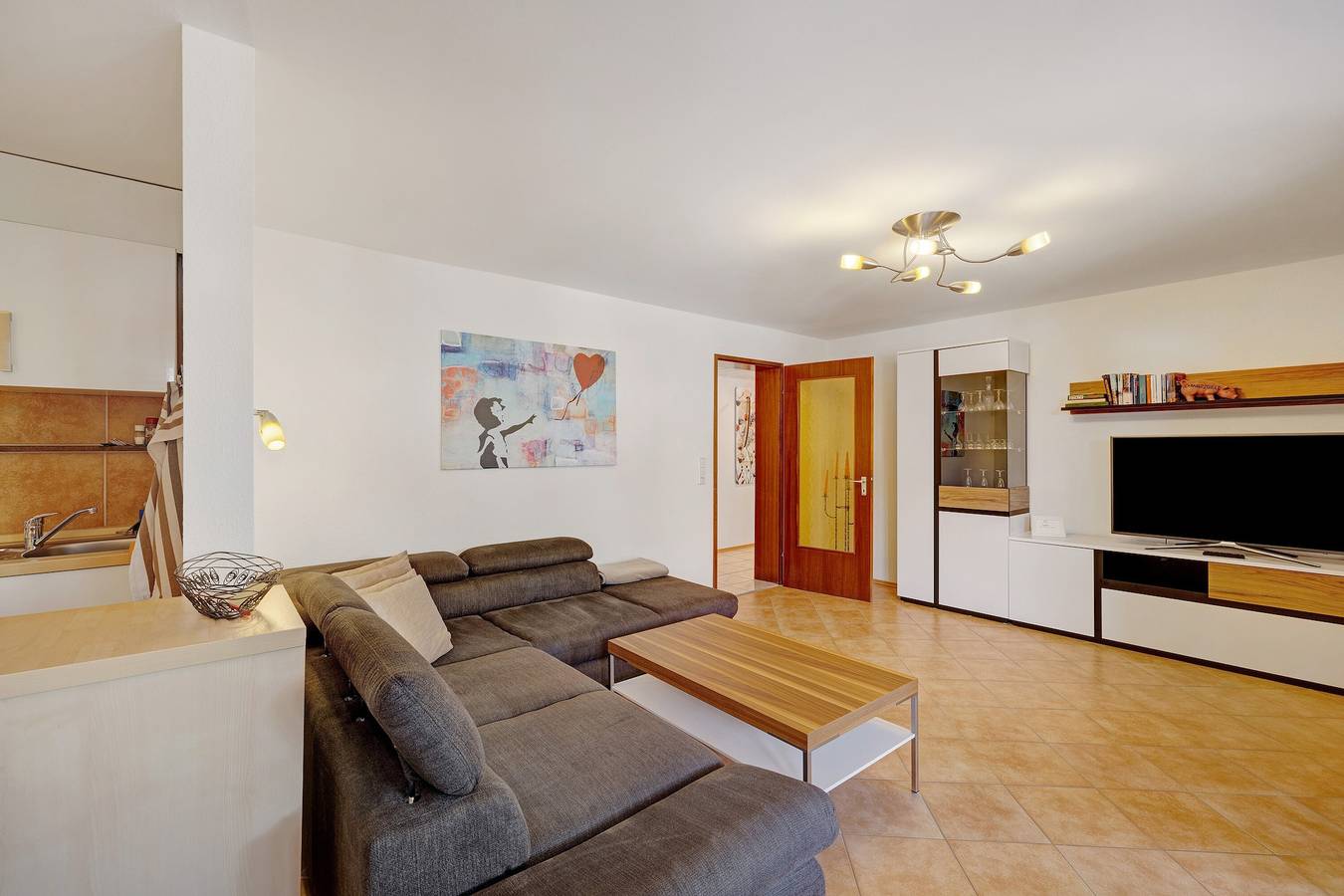 Entire apartment, Holiday Apartment Barbara with Terrace, Garden and Wi-Fi in Meersburg, Region Bodensee-Oberschwaben