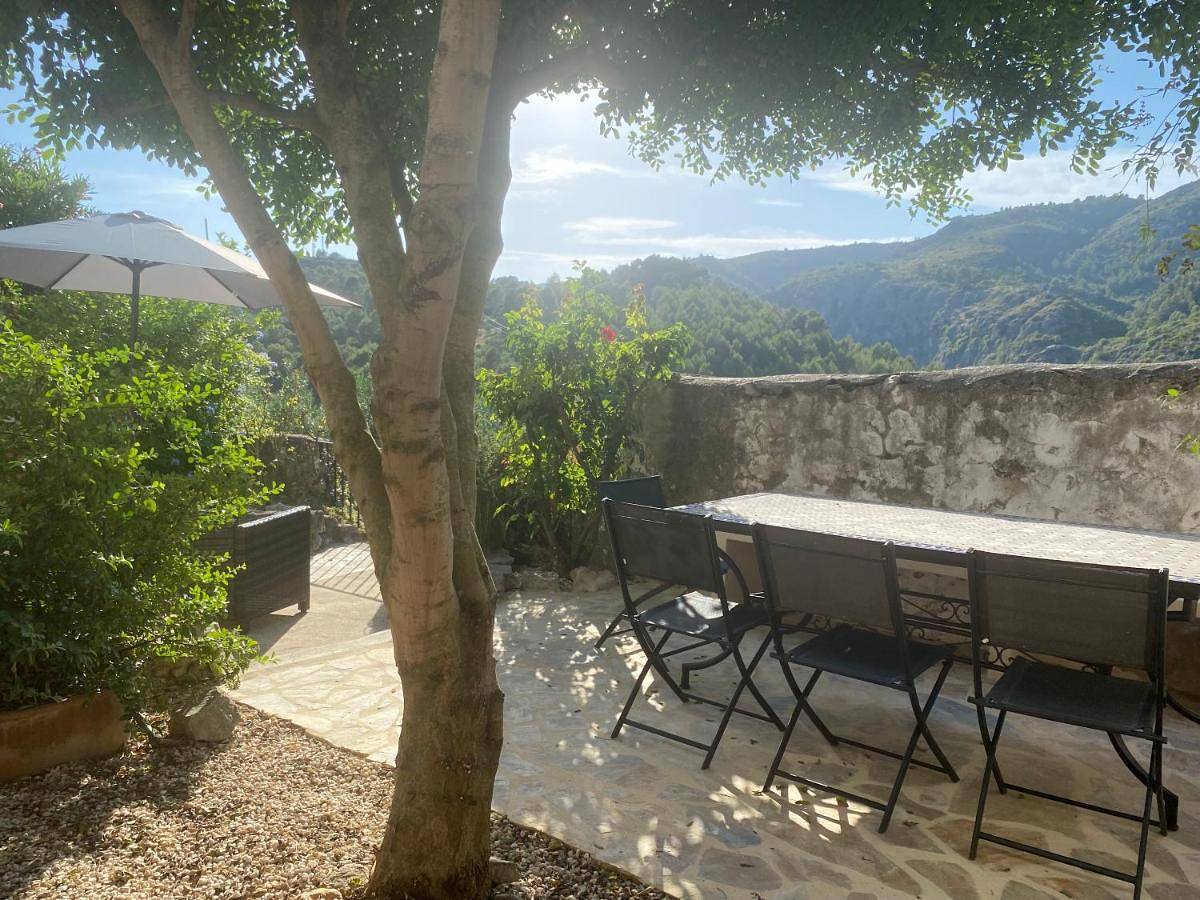 Casa Lola Naturaleza, Montañas y Piscina Compartida De Pueblo in Vall de Gallinera, Interior de Alicante