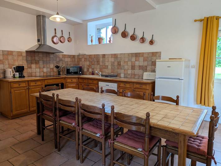 Ruhiges Ferienhaus im Wald, nahe Gien, 3 Schlafzimmer und 2 Bäder in Ouzouer-sur-Trézée, Montargis und Umgebung