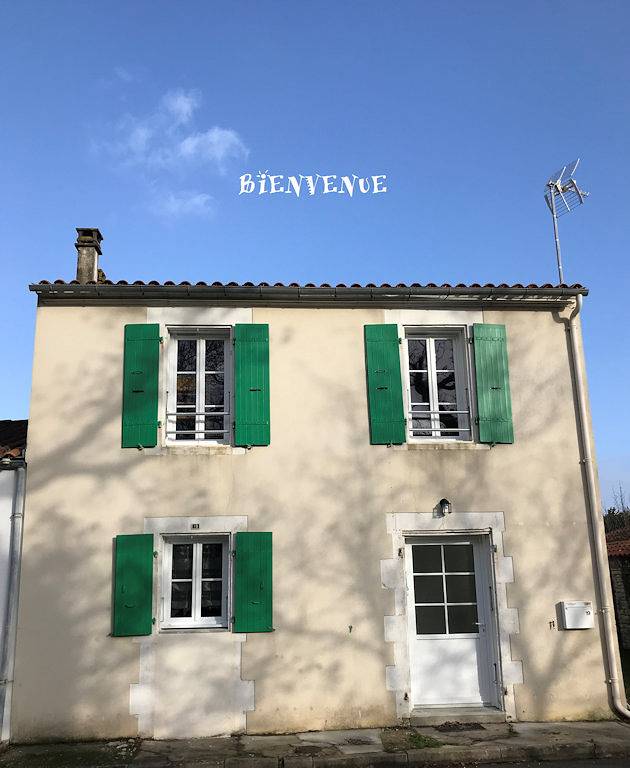 Gîte pour 6 personnes, avec terrasse et jardin