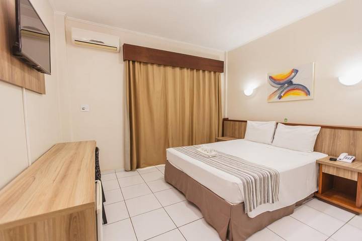 Pousadas para 3 pessoas, com sauna e piscina em Araçatuba