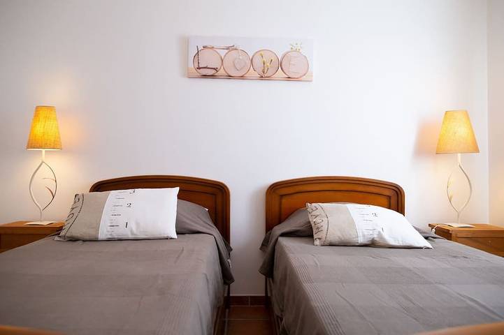 Location de vacances pour 12 personnes, avec jardin et terrasse à Murviel-lès-Béziers - 4