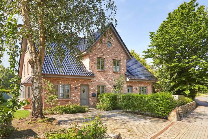 Ferienhaus für 4 Personen, mit Balkon und Sauna sowie Garten - 1