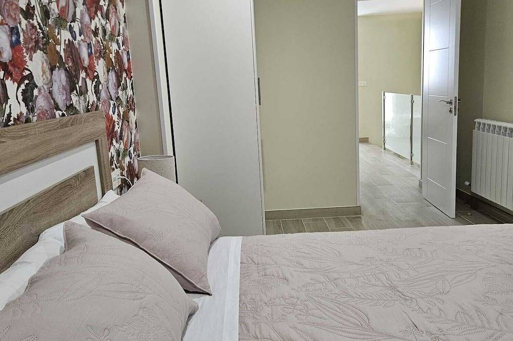Appartement entier, La Herencia B. Fully equipped duplex. in Ponferrada, El Bierzo