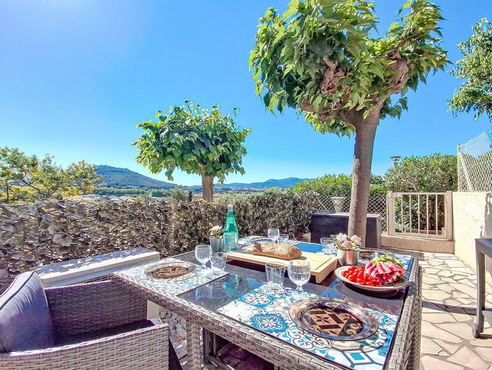 Ferienwohnung für 2 Personen, mit Terrasse und Garten an der Côte d'Azur