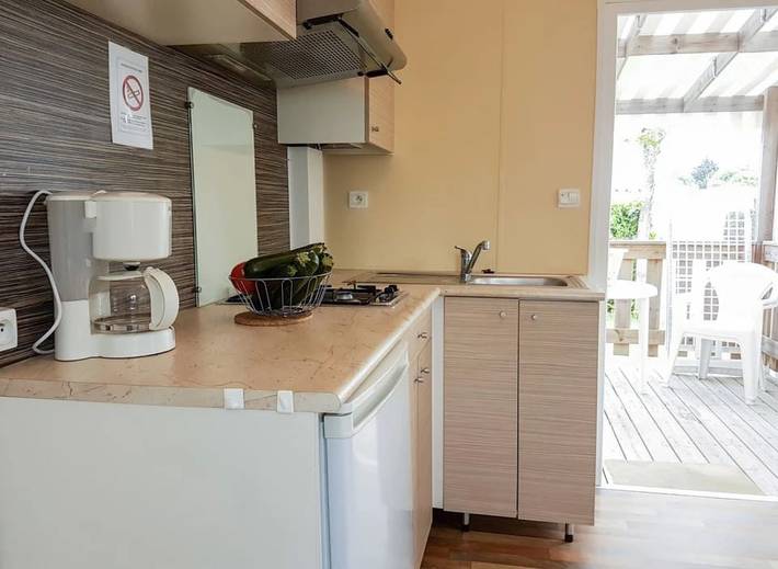 Mobil home pour 2 personnes, avec bassin pour enfant à Montpon-Ménestérol - 4