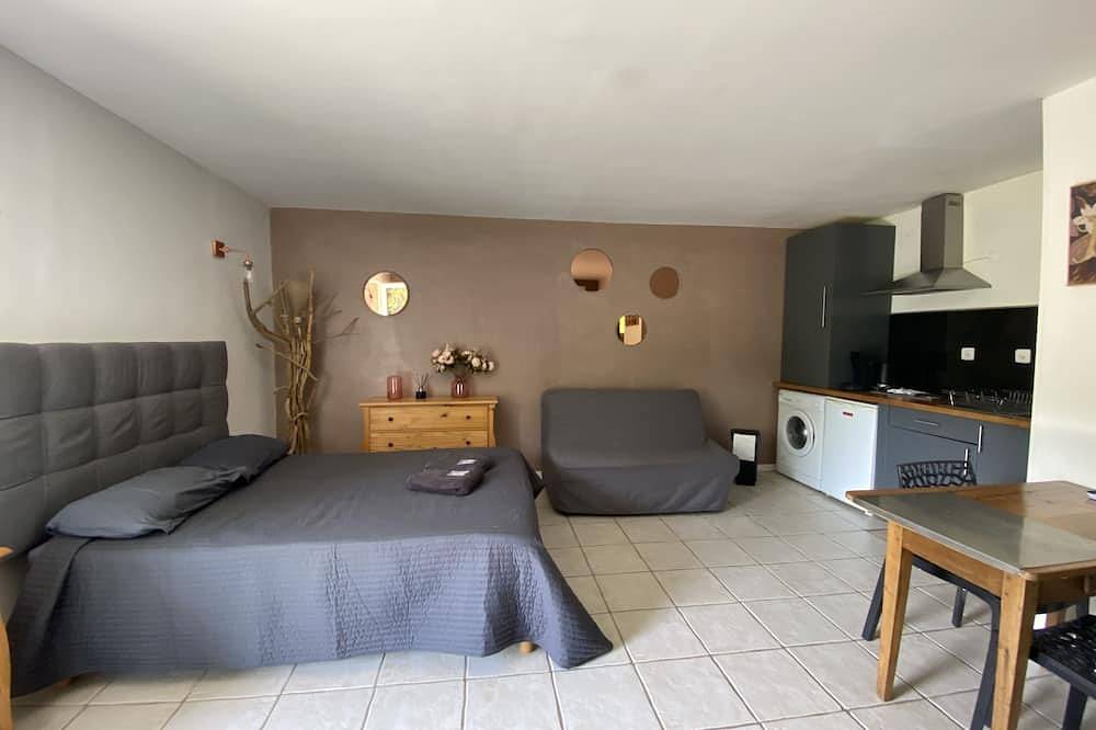 Appartamento intero, Special offer - ground floor - terrace - parking - internet in Corte Francia, Parco naturale regionale della Corsica