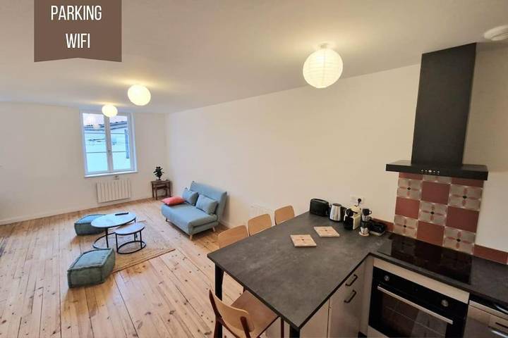 Gîte pour 4 personnes dans Office De Tourisme Et Des Congres De Clermont Ferrand