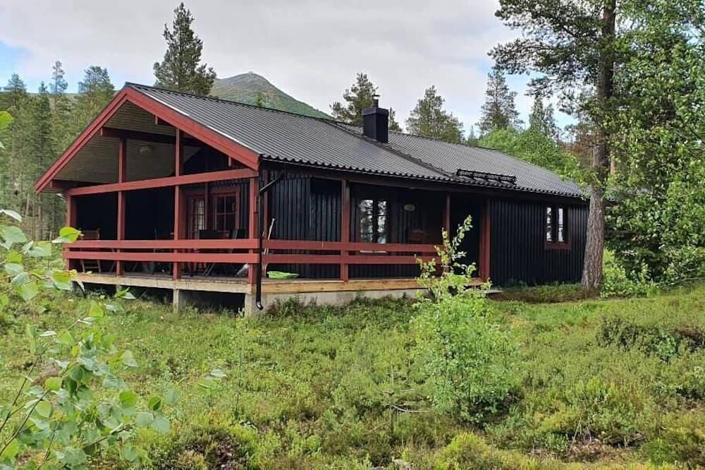 Sauna | Wi-Fi | Terrace | Wood stove | Cable Tv in Lofsdalen, Härjedalen