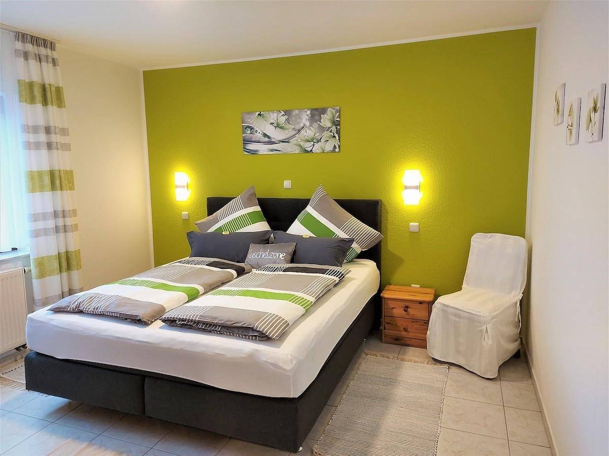 Geheel vakantieappartement, Appartement, douche, Wc, 3 slaapkamers in Wahlrod, Westerwald